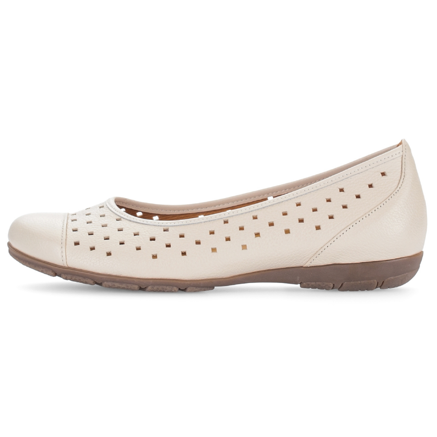 Gabor Ruffle 84169-22 Cream